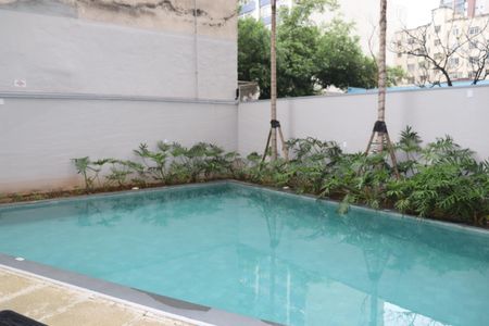 Studio para alugar com 27m², 1 quarto e sem vagaPiscina