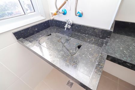 Apartamento à venda com 38m², 2 quartos e sem vagaCozinha e Área de Serviço