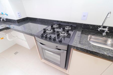 Apartamento à venda com 38m², 2 quartos e sem vagaCozinha e Área de Serviço