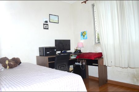 Apartamento à venda com 83m², 2 quartos e 1 vagaQuarto 2