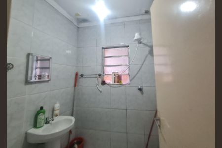 Casa à venda com 199m², 4 quartos e sem vagaBanheiro (casa 2)