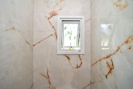 Casa à venda com 167m², 4 quartos e 2 vagasLavabo