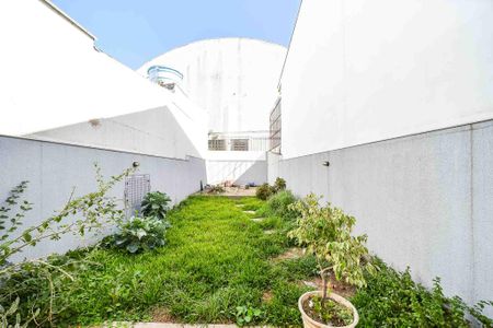 Suíte/Quintal de casa à venda com 4 quartos, 167m² em Chacará da Pedras, Porto Alegre