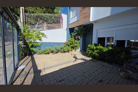 Casa à venda com 167m², 4 quartos e 2 vagasGaragem