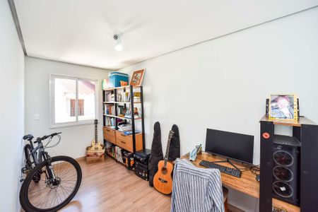 Casa à venda com 167m², 4 quartos e 2 vagasQuarto 1