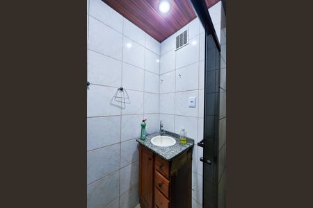 Apartamento para alugar com 55m², 2 quartos e 1 vaga Apartamento para alugar com 55m², 2 quartos e 1 vagaBanheiro