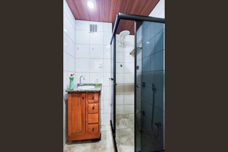Apartamento para alugar com 55m², 2 quartos e 1 vaga Apartamento para alugar com 55m², 2 quartos e 1 vagaBanheiro