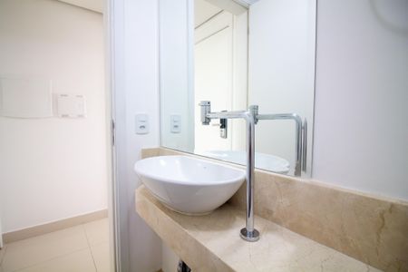 Apartamento para alugar com 84m², 3 quartos e 2 vagasLavabo