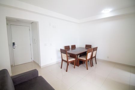 Sala de apartamento para alugar com 3 quartos, 84m² em Itaim Bibi, São Paulo