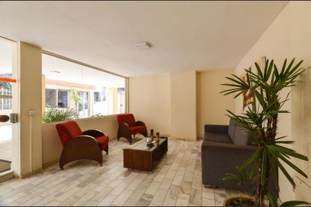 Apartamento à venda com 85m², 2 quartos e 1 vagaHall de entrada