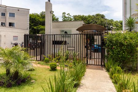 Apartamento para alugar com 42m², 2 quartos e 1 vaga Apartamento para alugar com 42m², 2 quartos e 1 vagaFachada