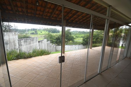 Casa de condomínio à venda com 431m², 4 quartos e 2 vagasSala - Varanda