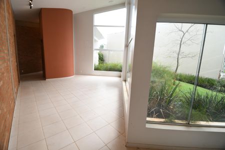 Sala de casa de condomínio à venda com 4 quartos, 431m² em Bairro das Palmeiras, Campinas