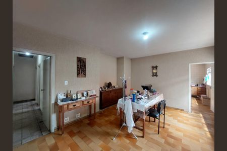 Casa à venda com 130m², 3 quartos e 4 vagas Casa à venda com 130m², 3 quartos e 4 vagasSala de Jantar