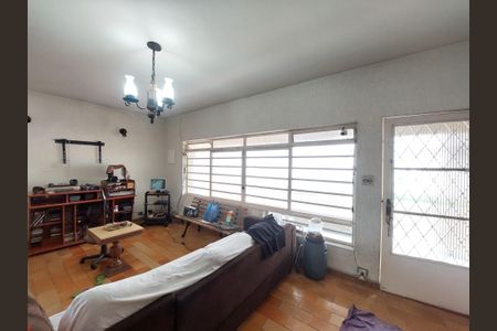 Sala de casa à venda com 3 quartos, 130m² em Jardim das Flores, São Paulo