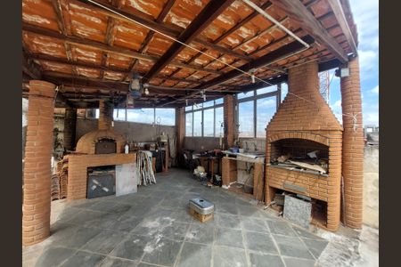 Casa à venda com 130m², 3 quartos e 4 vagas Casa à venda com 130m², 3 quartos e 4 vagasChurrasqueira