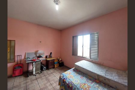 Casa à venda com 130m², 3 quartos e 4 vagas Casa à venda com 130m², 3 quartos e 4 vagasQuarto 2