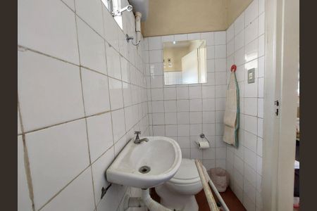 Casa à venda com 130m², 3 quartos e 4 vagas Casa à venda com 130m², 3 quartos e 4 vagasBanheiro do Quarto Subsolo