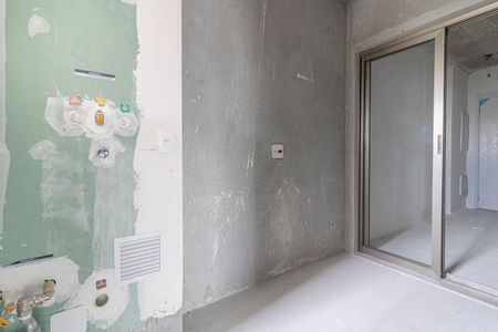 Apartamento à venda com 219m², 3 quartos e 4 vagas Apartamento à venda com 219m², 3 quartos e 4 vagasÁrea de Serviço