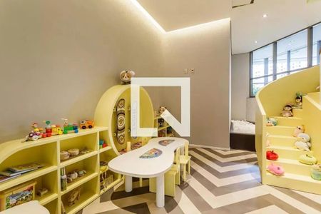 Apartamento à venda com 219m², 3 quartos e 4 vagas Apartamento à venda com 219m², 3 quartos e 4 vagasÁrea comum - Brinquedoteca