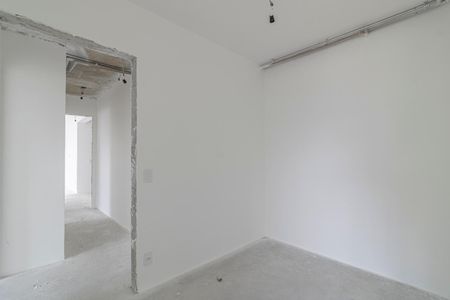 Apartamento à venda com 219m², 3 quartos e 4 vagas Apartamento à venda com 219m², 3 quartos e 4 vagasQuarto Suíte 1