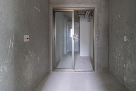 Apartamento à venda com 219m², 3 quartos e 4 vagas Apartamento à venda com 219m², 3 quartos e 4 vagasÁrea de Serviço