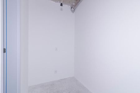 Apartamento à venda com 219m², 3 quartos e 4 vagas Apartamento à venda com 219m², 3 quartos e 4 vagasDependência