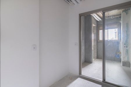 Apartamento à venda com 219m², 3 quartos e 4 vagas Apartamento à venda com 219m², 3 quartos e 4 vagasÁrea de Serviço