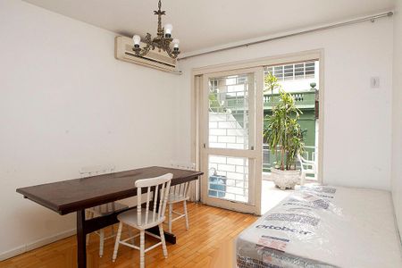 Apartamento à venda com 72m², 1 quarto e sem vagaSala