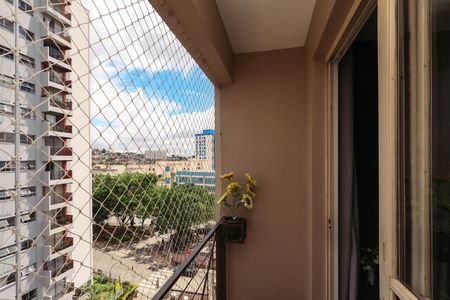 Varanda de apartamento à venda com 3 quartos, 62m² em Parque Bristol, São Paulo