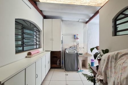 Casa à venda com 120m², 2 quartos e 1 vagaÁrea de Serviço