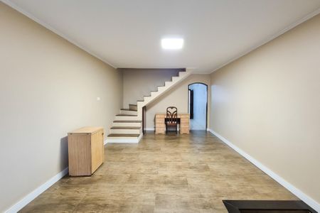 Casa à venda com 120m², 2 quartos e 1 vagaSala