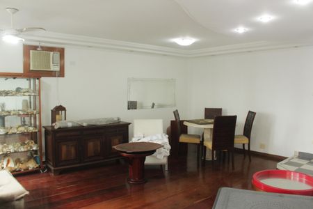 Sala de apartamento para alugar com 2 quartos, 120m² em José Menino, Santos