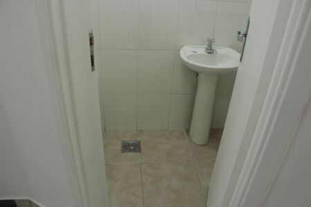 Lavabo de apartamento para alugar com 2 quartos, 120m² em José Menino, Santos