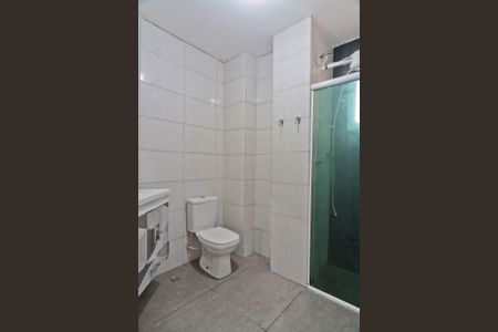 Banheiro de apartamento para alugar com 1 quarto, 39m² em Loteamento City Jaragua, São Paulo