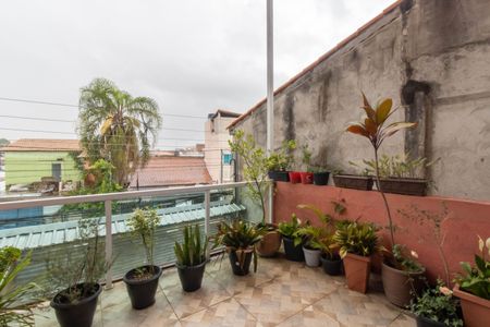 Casa à venda com 140m², 3 quartos e 2 vagas Casa à venda com 140m², 3 quartos e 2 vagasVaranda da Suíte