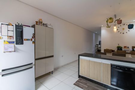 Casa à venda com 140m², 3 quartos e 2 vagas Casa à venda com 140m², 3 quartos e 2 vagasCozinha