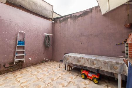 Casa à venda com 140m², 3 quartos e 2 vagas Casa à venda com 140m², 3 quartos e 2 vagasArea Externa