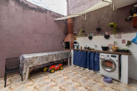 Casa à venda com 140m², 3 quartos e 2 vagas Casa à venda com 140m², 3 quartos e 2 vagasArea Externa