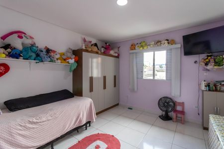 Casa à venda com 140m², 3 quartos e 2 vagas Casa à venda com 140m², 3 quartos e 2 vagasQuarto 3