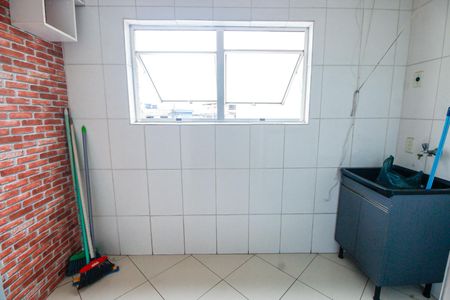 Apartamento para alugar com 65m², 2 quartos e 1 vagaÁrea de Serviço