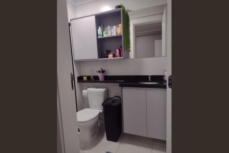 Banheiro de apartamento para alugar com 2 quartos, 54m² em Jardim Pagliato, Sorocaba