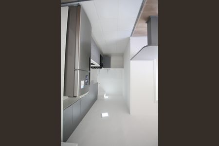 Cozinha de apartamento para alugar com 2 quartos, 32m² em Vila Suzana, São Paulo