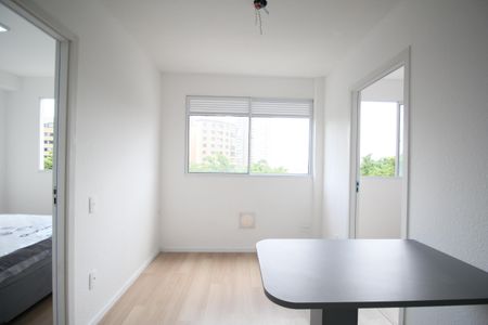 Sala de apartamento para alugar com 2 quartos, 32m² em Vila Suzana, São Paulo
