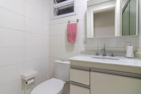 Apartamento à venda com 81m², 3 quartos e 2 vagasBanheiro 
