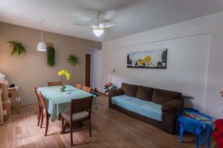 Sala de apartamento à venda com 3 quartos, 89m² em Sagrada Família, Belo Horizonte