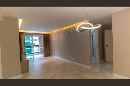 Apartamento para alugar com 3 quartos, 110m² em Santa Rosa, Niterói