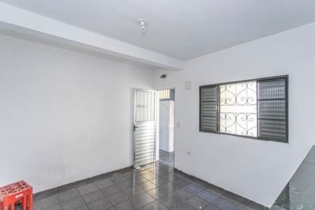 Casa para alugar com 46m², 2 quartos e sem vaga Casa para alugar com 46m², 2 quartos e sem vagaSala