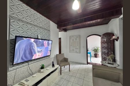 Sala de casa de condomínio à venda com 2 quartos, 92m² em Vargem Pequena, Rio de Janeiro