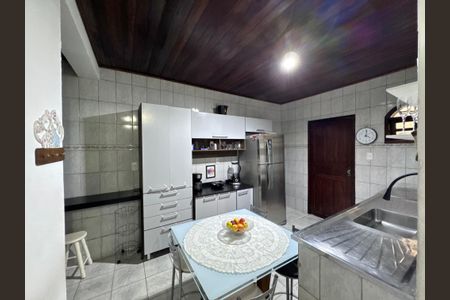 Casa de condomínio à venda com 92m², 2 quartos e 1 vaga Casa de condomínio à venda com 92m², 2 quartos e 1 vagaCozinha